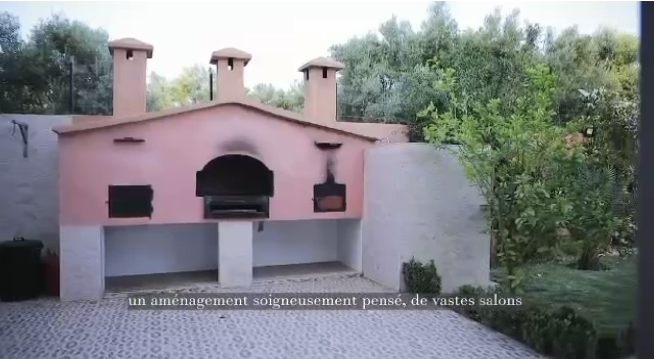 Furnished Villa for Sale Ourika Road 26km – 2000 sqm Land