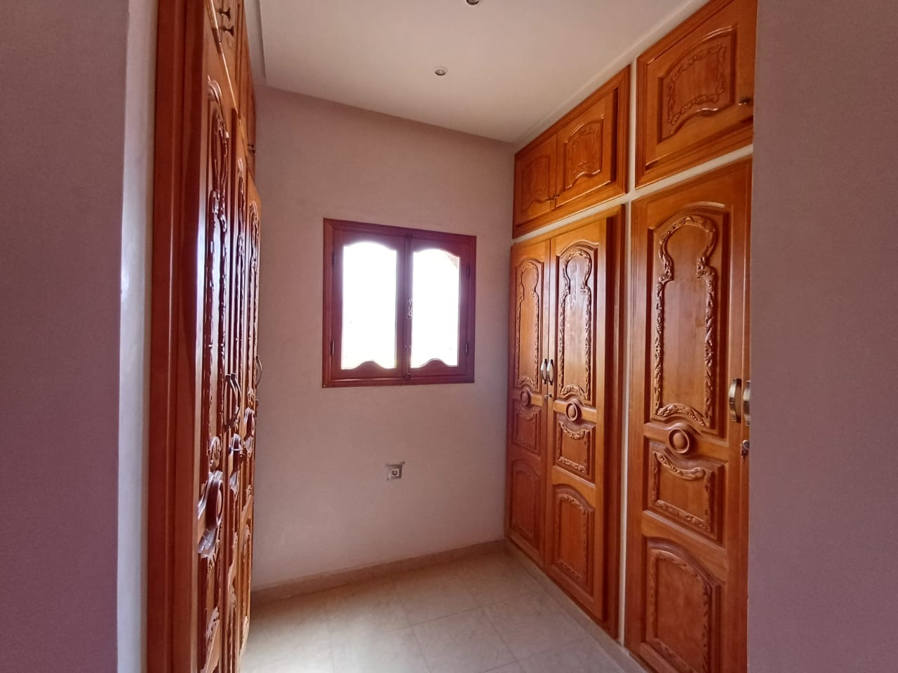 Luxury Villa for Sale – 3 Facades – Spacious & Fully Equipped — 3