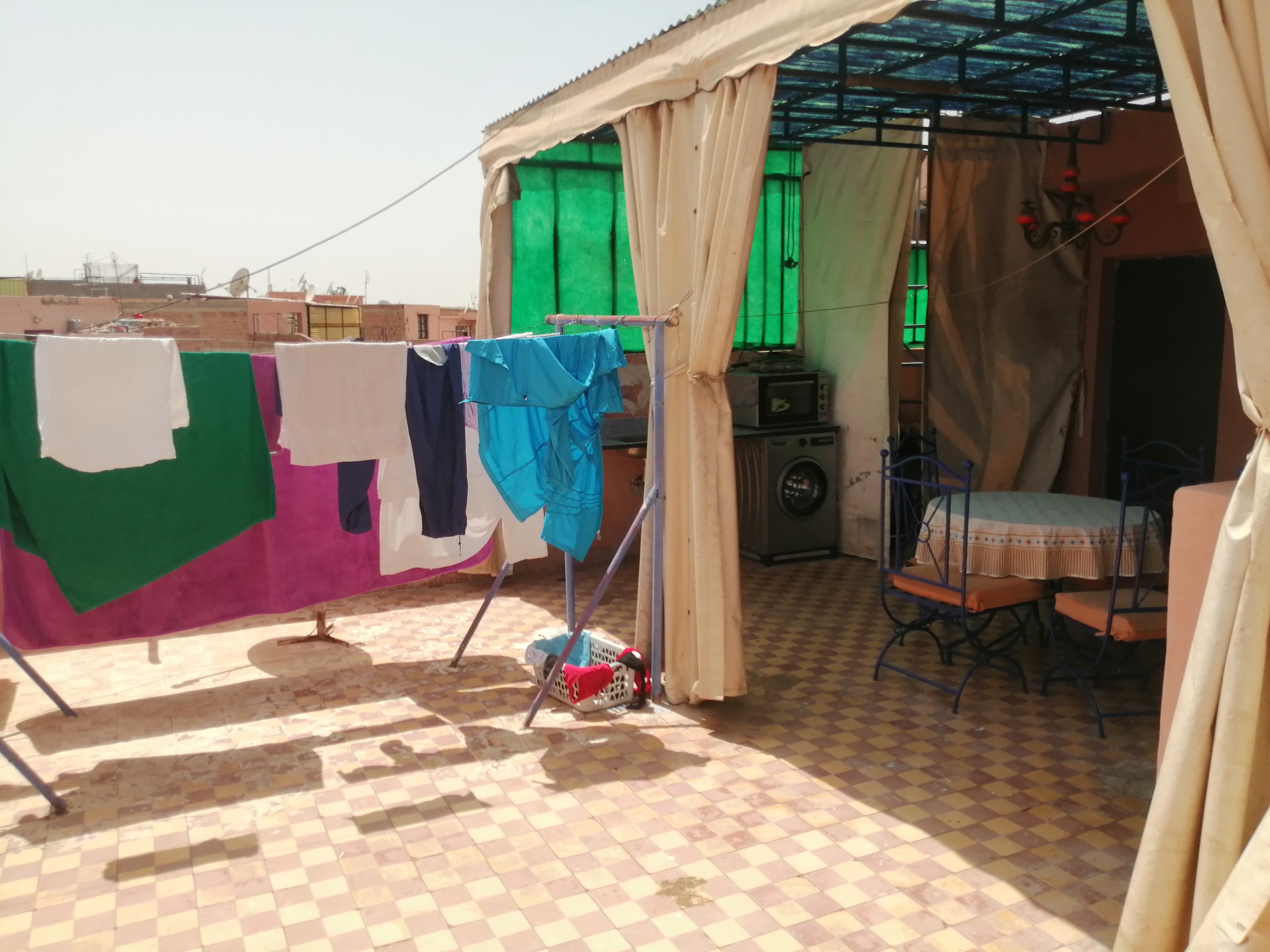 Two-Story House with 4 Commercial Shops for Sale — 15