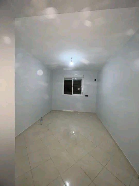 Appartement à vendre à Montazah – 56m² (47m² titré) – 4ème étage avec ascenseur — 7