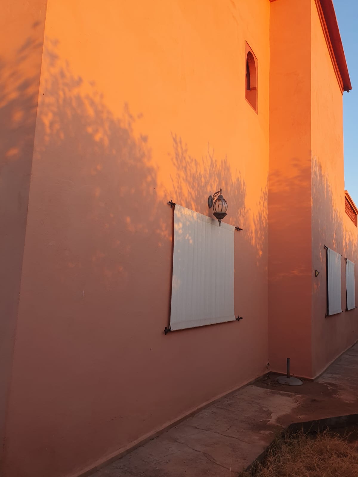 1,500 sqm Villa – Route de Fès – 20 km from Marrakech