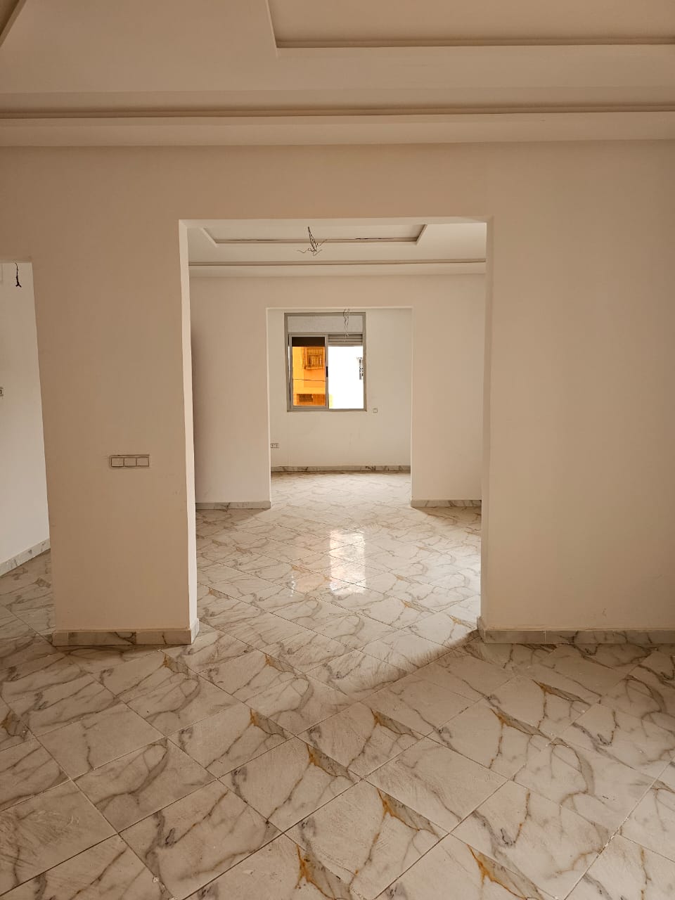 90 sqm Medical Office – M’Hamid Av. Nakhil Taiba – 3 Frontages – 6,000 MAD/month — 5