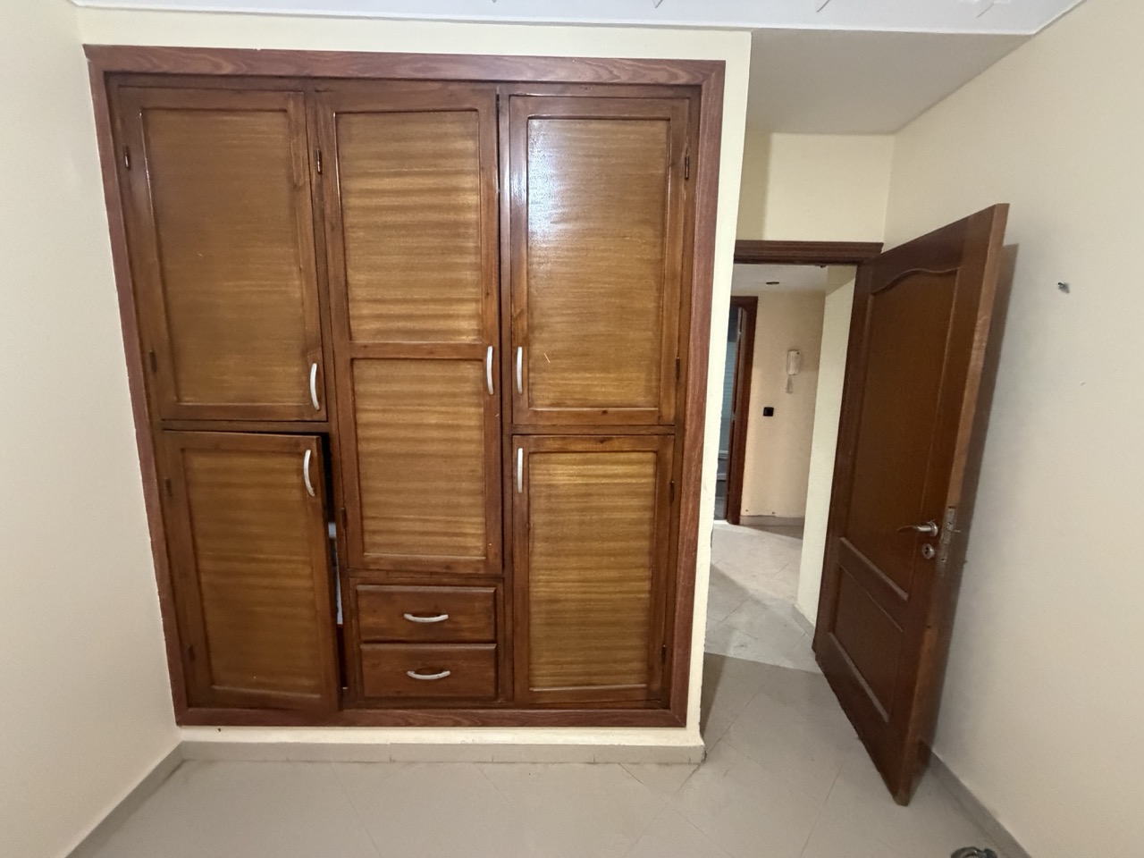 82 sqm Apartment – 1st Floor – 2 Bedrooms – Private Parking – Titled — 11